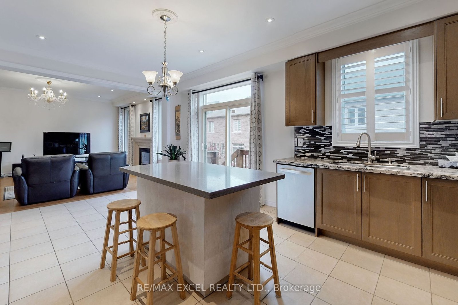 65 Busch Ave, Markham, Ontario  L6C 0R - Photo 8 - N8458536