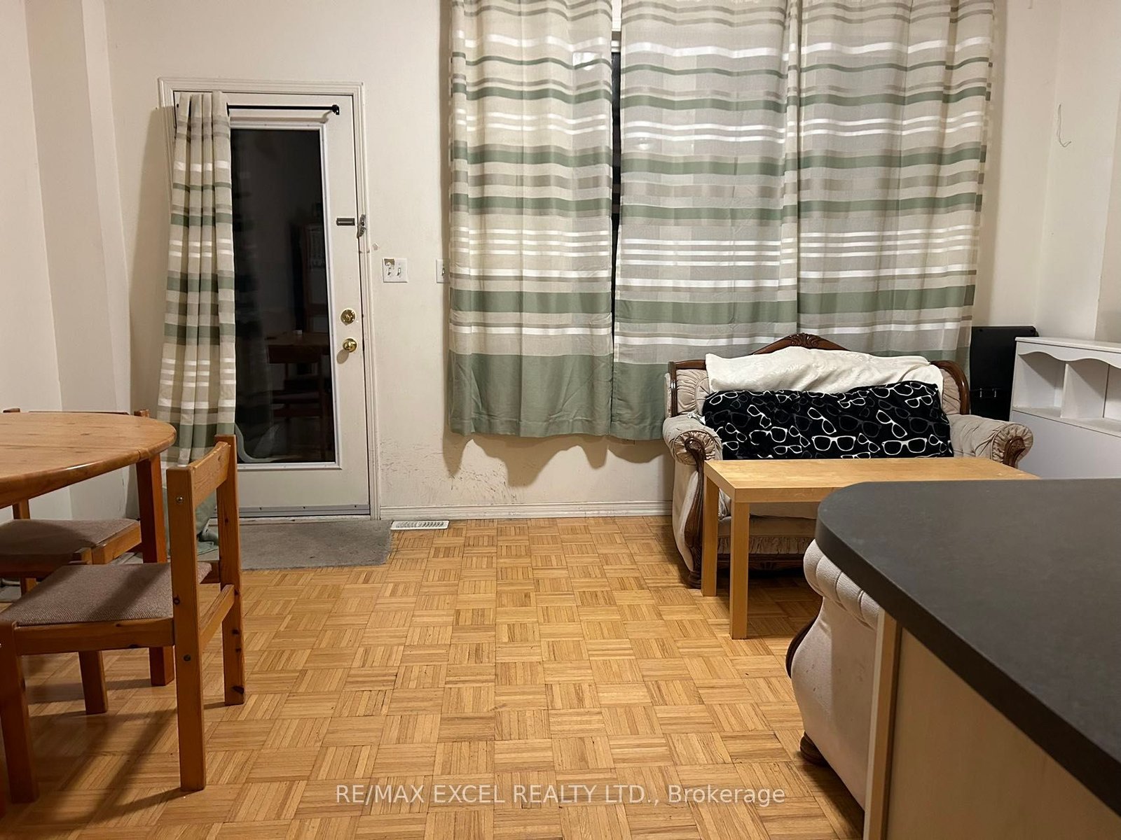 70 Haynes Ave, Toronto, Ontario  M3J 0C - Photo 5 - W8107940