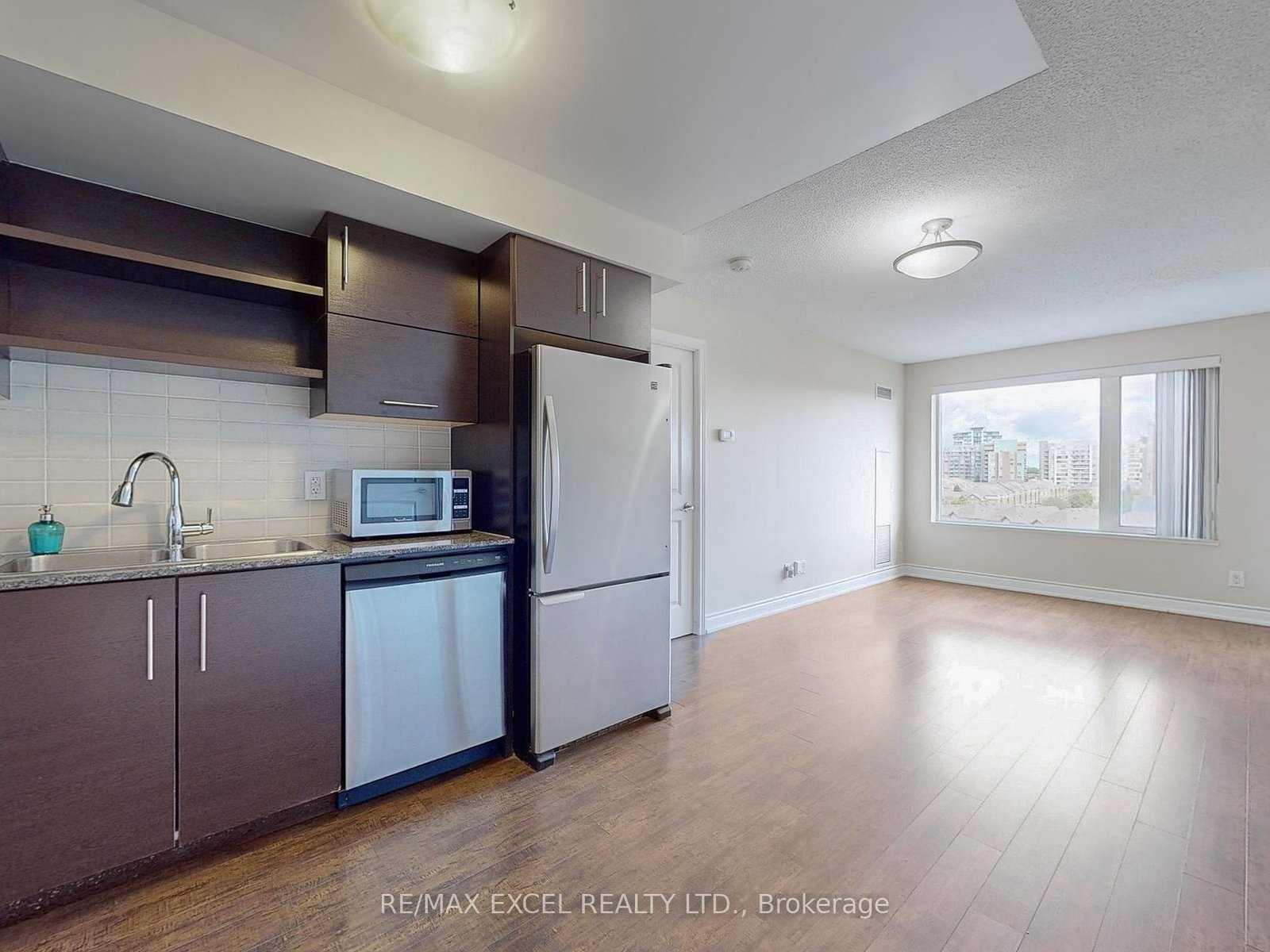 273 South Park Rd, 817, Markham, Ontario  L3T 0B5 - Photo 8 - N9255393