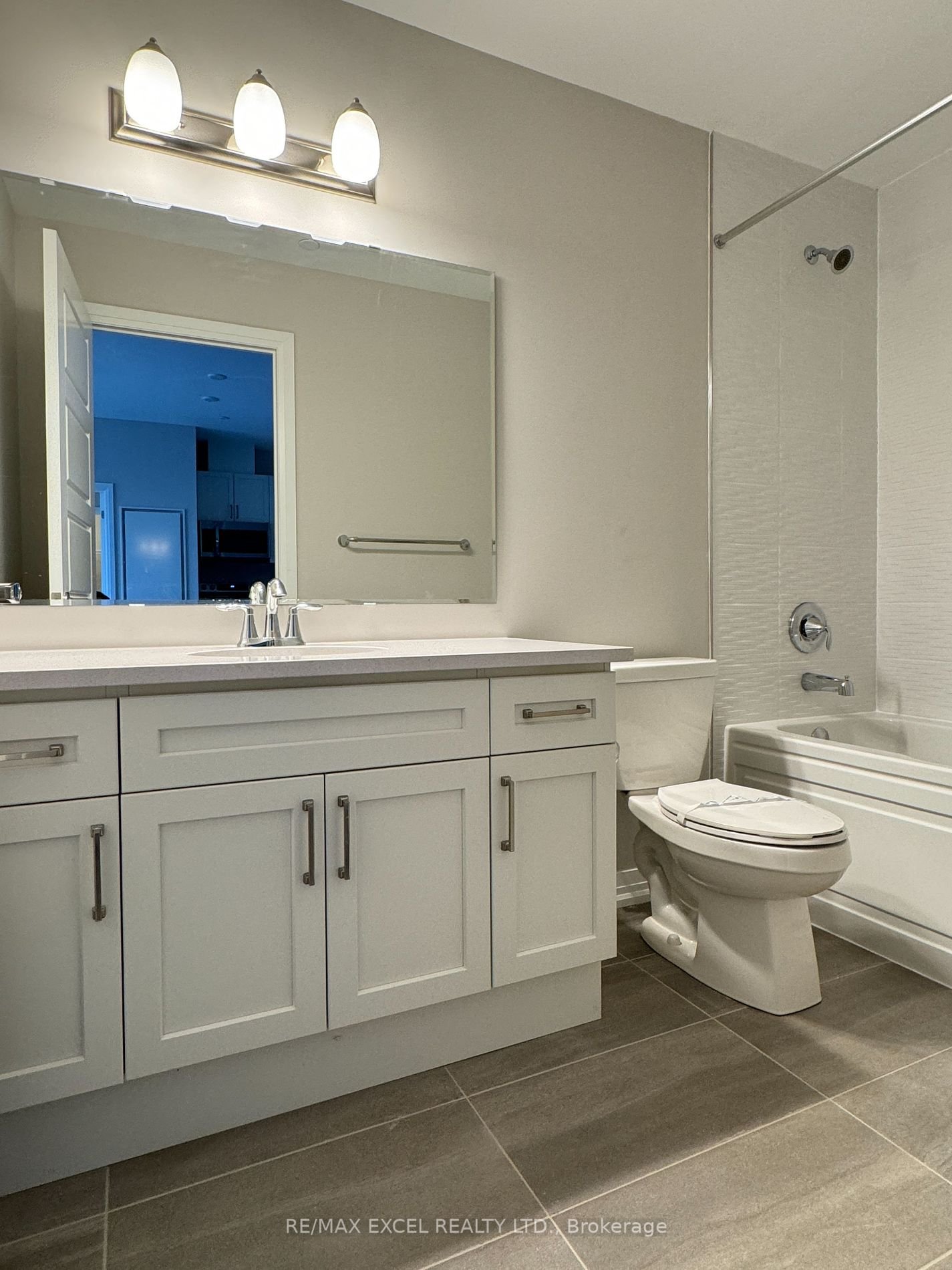 3265 Carding Mill Tr, 423, Oakville, Oakville, Ontario  L6M 5P - Photo 11 - W7404134