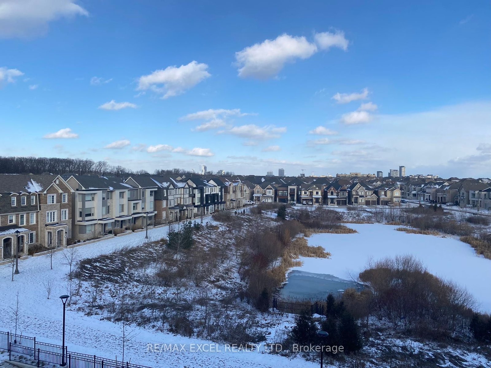 3265 Carding Mill Tr, 423, Oakville, Oakville, Ontario  L6M 5P - Photo 2 - W7404134